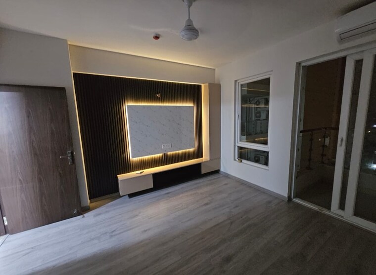 Room, hero-homes-gurgaon 3 Bedroom 1689 Sq.Ft. Apartment In Sector 104 Gurgaon 9342150
