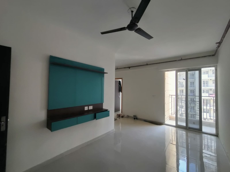 2 BHK Apartment For Rent in Signature The Millennia 2