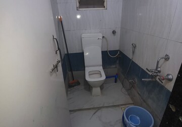 Bathroom in 1 BHK Apartment at Keshav Nagar – for Rent