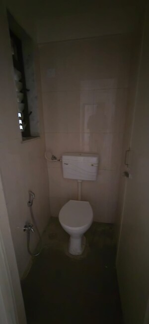 Bathroom in 1 BHK Apartment at Chembur – for Rent