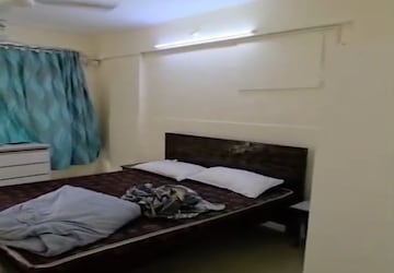Bedroom in 3 BHK Apartment at Chhaya Society, Chembur – for Rent