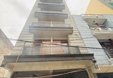 1 BHK Builder Floor For Rent in Karol Bagh