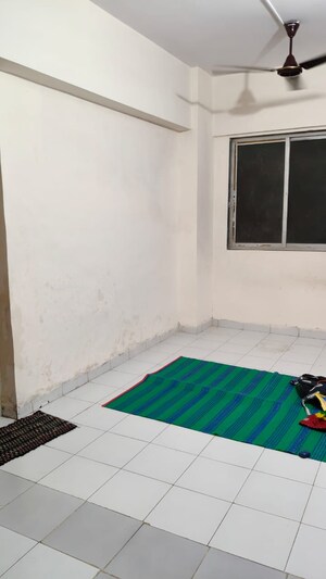 Bedroom in 1 RK Apartment at Tilak Nagar – for Rent