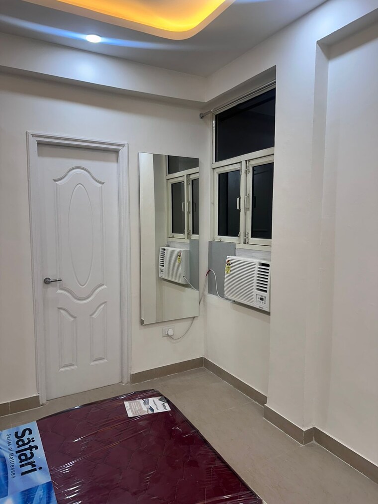 undefined, shree-vardhman-mantra 2 Bedroom 800 Sq.Ft. Apartment In Sector 67 Gurgaon 9342204