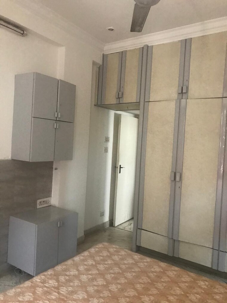 undefined, poornima-apartments 1 Bedroom 550 Sq.Ft. Apartment In Colaba Mumbai 9342211