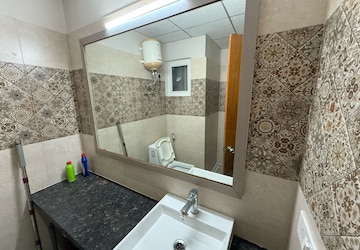 Bathroom in 1 BHK Apartment at Paramount Golfforeste, Zeta I Greater Noida – for Rent