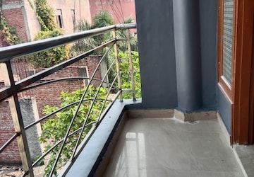 Balcony in 2 BHK Builder Floor at Saket Enclave Ghaziabad, Rajendra Nagar – for Rent