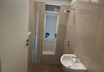 Bathroom in 2 BHK Apartment at LnT Veridian, Powai – for Rent