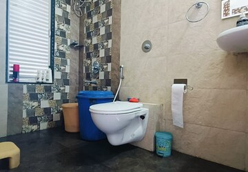 Bathroom in 3 BHK Apartment at Galaxy Greenwoods, Kharghar – for Sale