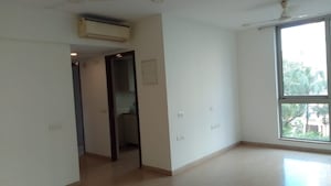 Room in 2 BHK Apartment at Hiranandani Atlantis, Powai – for Rent