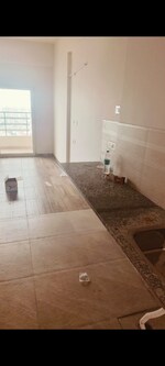 1 BHK 435 Sq.Ft. Apartment in Paramount Golfforeste