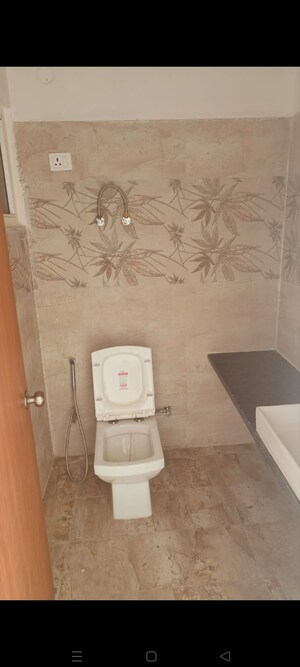 Bathroom in 1 BHK Apartment at Paramount Golfforeste, Zeta I Greater Noida – for Rent