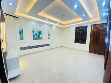 3 BHK Builder Floor For Rent in Dwarka Mor