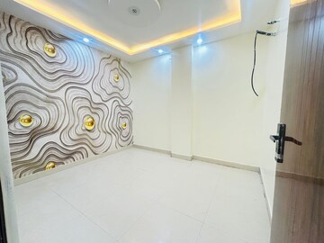 Furnished Amenities in 3 BHK Builder Floor at Dwarka Mor – for Rent