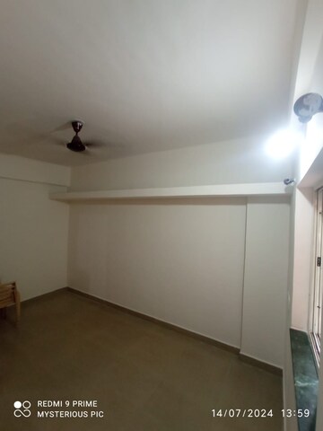 Room in 2 BHK Apartment at Laxmi Enclave, Mundhwa – for Rent