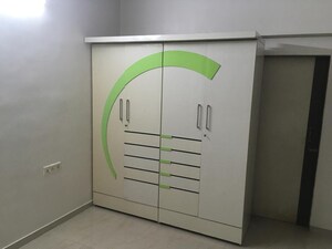 Furnished Amenities in 2.5 BHK Apartment at Kanjurmarg West – for Rent