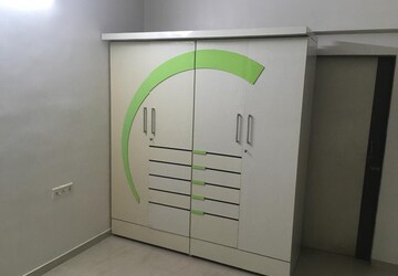Furnished Amenities in 2.5 BHK Apartment at Kanjurmarg West – for Rent