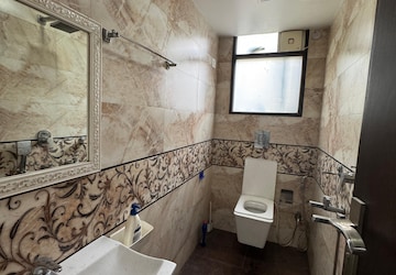 Kitchen in 2 BHK Builder Floor at Malviya Nagar – for Rent