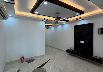 Furnished Amenities in 2 BHK Builder Floor at Malviya Nagar – for Rent