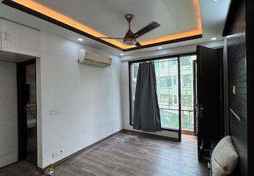 Room in 2 BHK Builder Floor at Malviya Nagar – for Rent