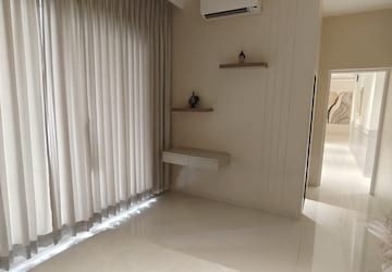 Bedroom in 3 BHK Apartment at Pokhran Road No One – for Sale
