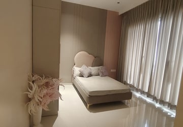 Bedroom in 3 BHK Apartment at Pokhran Road No One – for Sale