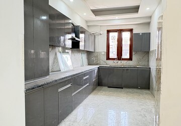 Kitchen in 3 BHK Builder Floor at Sector 50 – for Rent