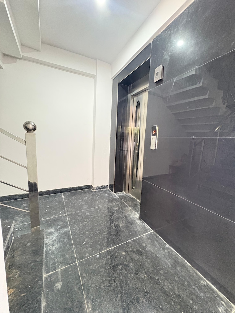 Bathroom, sector 50 3 Bedroom 2500 Sq.Ft. Builder Floor In Sector 50 Gurgaon 9342391