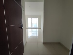 Room in 2.5 BHK Apartment at Shriram Southern Crest, Jp Nagar – for Sale