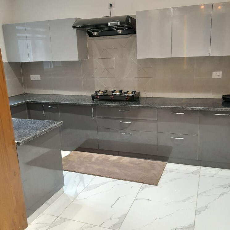 Kitchen, nk-sharma-savitry-greens 3 Bedroom 1735 Sq.Ft. Apartment In Lohgarh Zirakpur 9342539