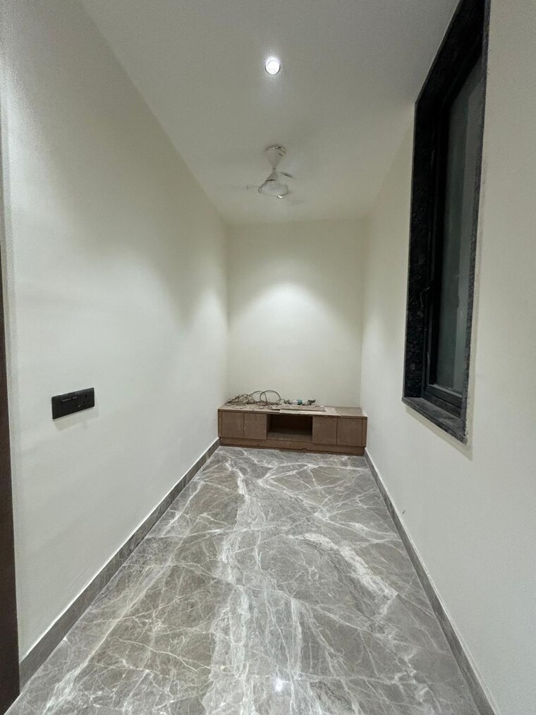 Room, vipul-world-floors 4 Bedroom 3275 Sq.Ft. Builder Floor In Sector 48 Gurgaon 9342542