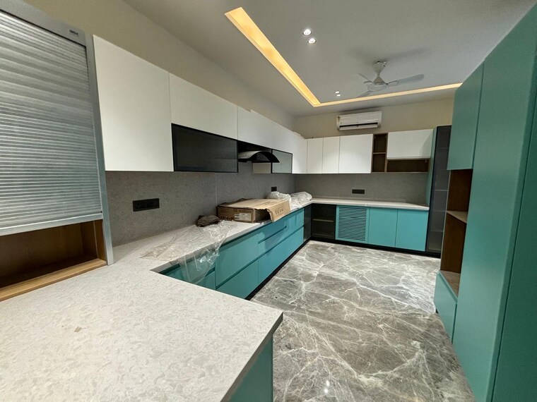 Kitchen, vipul-world-floors 4 Bedroom 3275 Sq.Ft. Builder Floor In Sector 48 Gurgaon 9342542