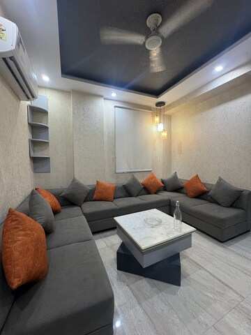 2 BHK Apartment For Rent in Trishla City, Patiala Road