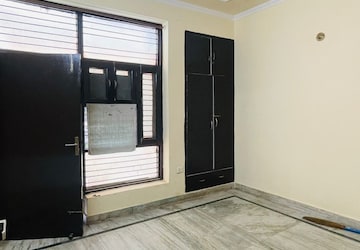 3 BHK Builder Floor For Rent in Green Fields Colony