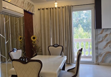 Team Area in 3 BHK Builder Floor at Kohli One Malibu Town, Malibu Town – for Rent