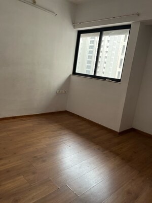 Room in 2 BHK Apartment at Lodha Palava Urbano G And H, Taloja Bypass Road – for Rent