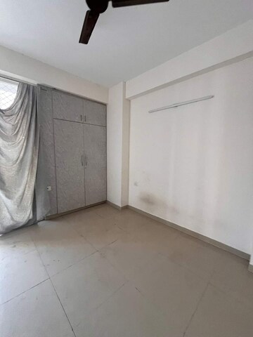 2 BHK Apartment For Sale in Milan Earth, Raj Nagar Extension