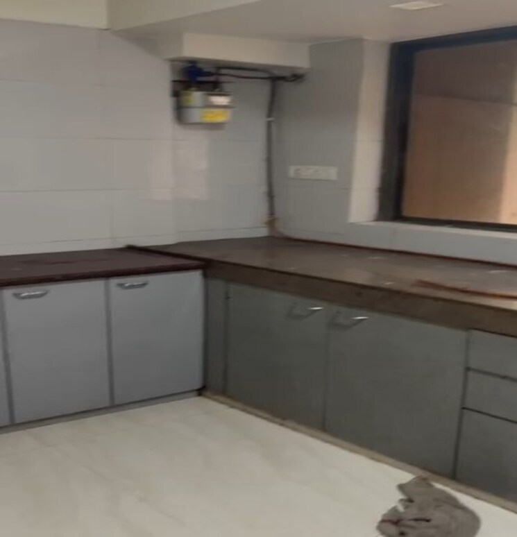 Kitchen, chembur 3 Bedroom 1300 Sq.Ft. Apartment In Chembur Mumbai 9342636