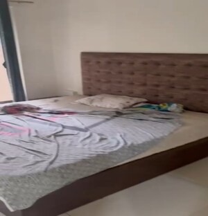 Bedroom in 3 BHK Apartment at Chembur – for Rent