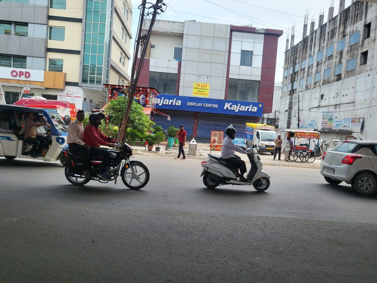 Exterior View, khurram nagar Commercial Showroom 9000 Sq.Ft. In Khurram Nagar Lucknow 9342669