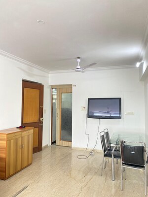 Living Room in 2 BHK Apartment at Sindhi Society, Chembur – for Rent