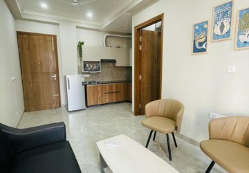 Living Room in 1 BHK Builder Floor at Sector 39 – for Rent