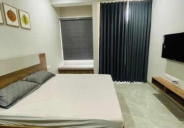 Bedroom in 1 BHK Builder Floor at Sector 39 – for Rent