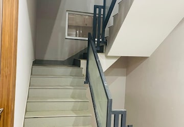 Staircase in 1 BHK Builder Floor at Sector 39 – for Rent