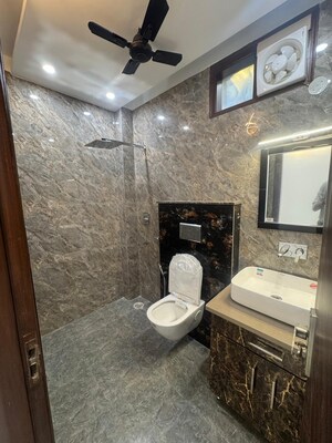 Master Bedroom in 2 BHK Builder Floor at Malviya Nagar – for Sale