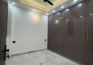 Room in 2 BHK Builder Floor at Malviya Nagar – for Sale