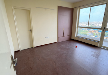 Room in 3 BHK Apartment at Imperia Esfera, Garoli Kalan – for Rent