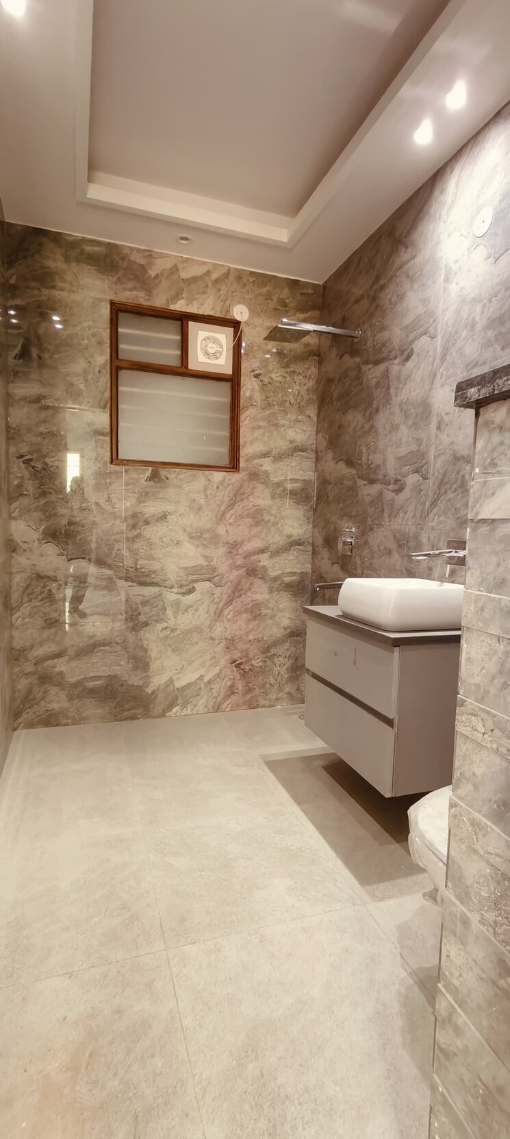 Bathroom, sector 85 3 Bedroom 255 Sq.Ft. Builder Floor In Sector 85 Faridabad 9342706