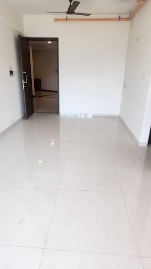 Room in 2 BHK Apartment at Tridhaatu Morya, Chembur – for Rent