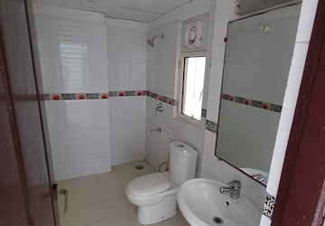 Bathroom in 2.5 BHK Apartment at Jm Orchid, Sector 76 – for Sale